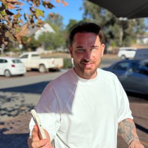 elton123 - date a Japanese, 100% free elton123